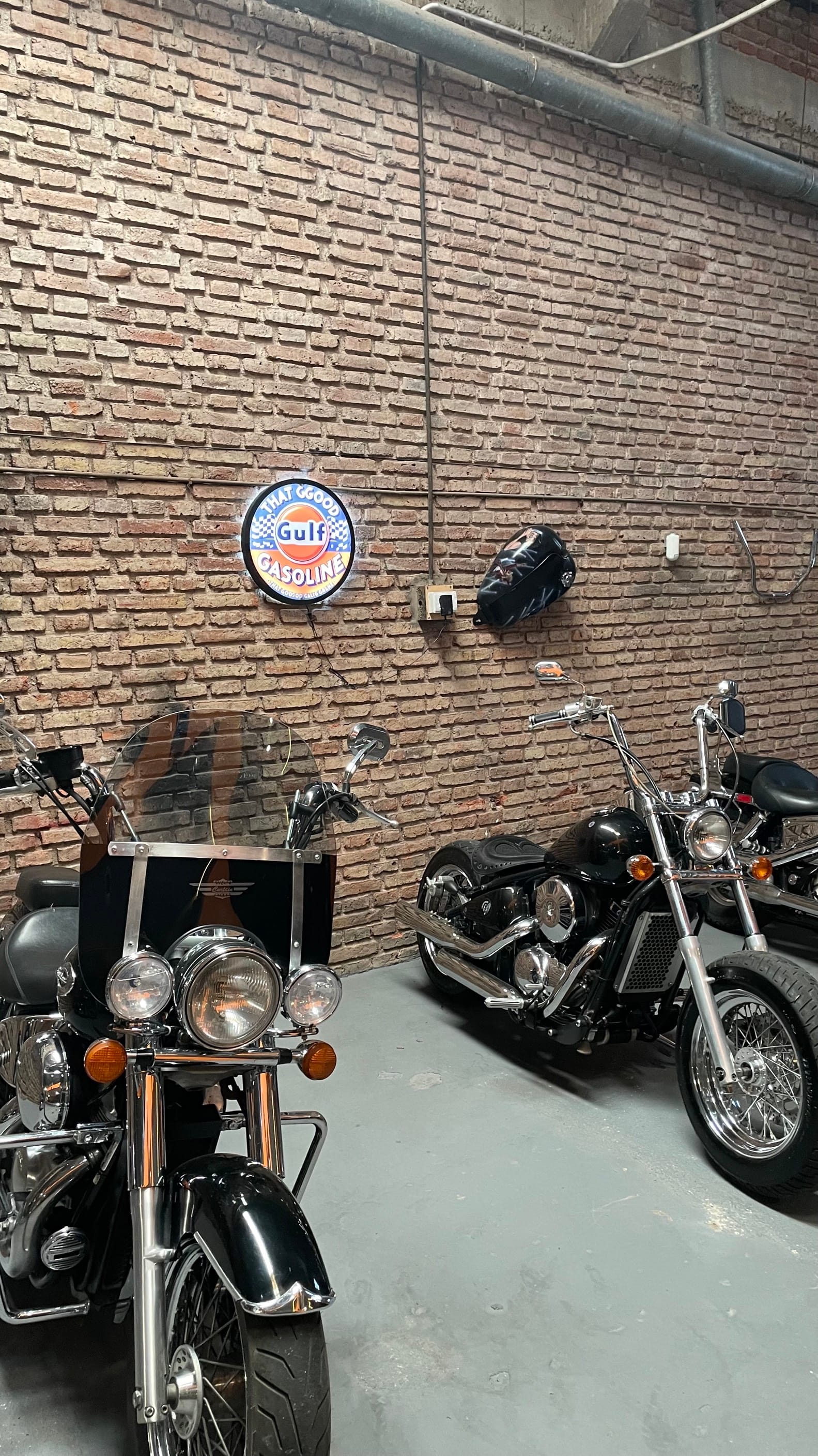 Variedad de motocicletas en stock