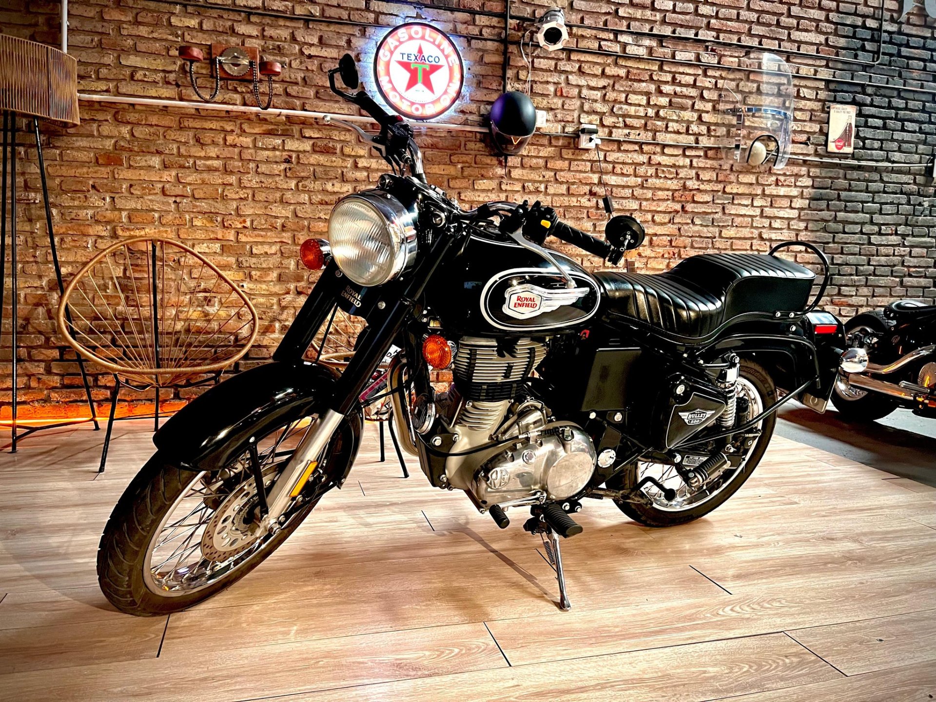 Royal Enfield 500 Bullet 2019 - Imagen 1