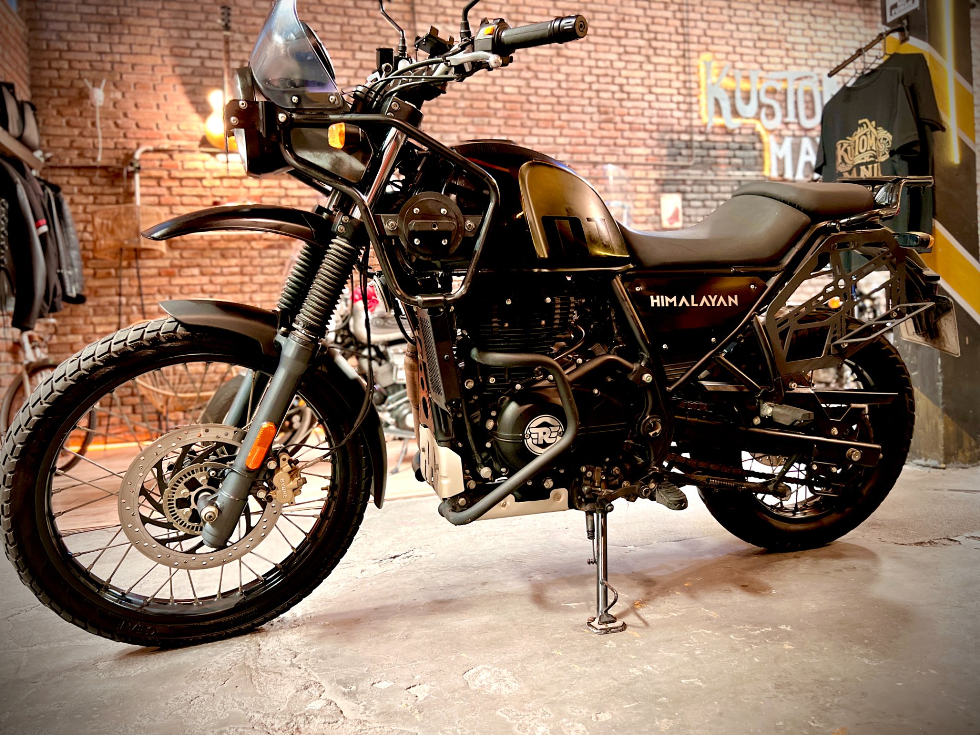 Royal Enfield Himalayan 411 – 2022